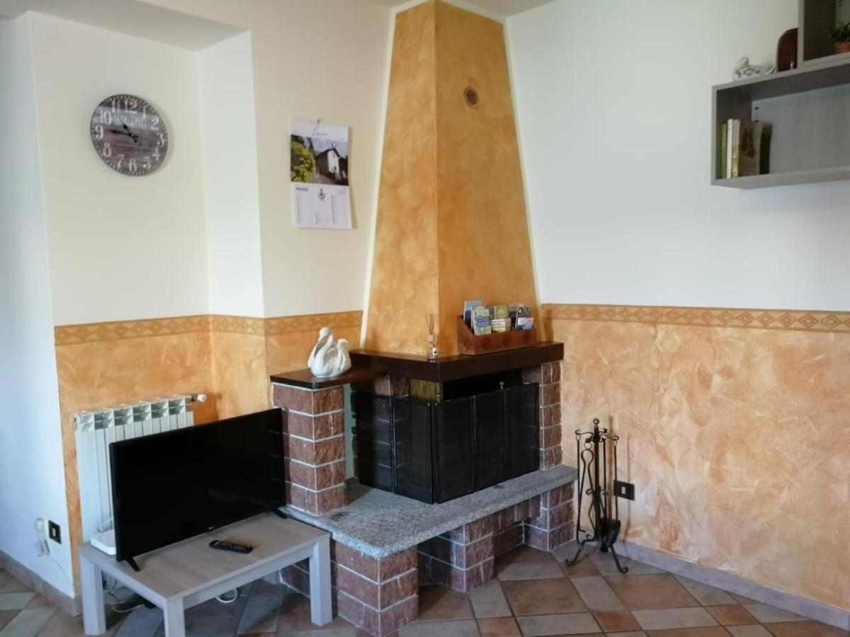 L'Antico Borgo, Un Mix Di Storia E Romanticismo Villa Lierna Esterno foto