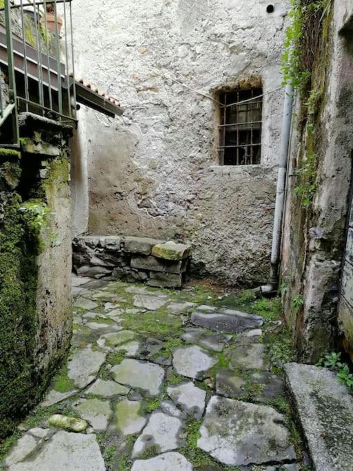 L'Antico Borgo, Un Mix Di Storia E Romanticismo Villa Lierna Esterno foto
